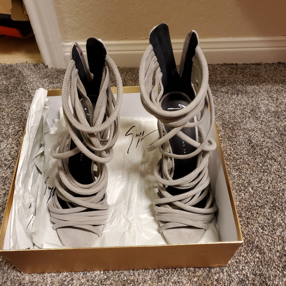 Shoes - Picture 9 of 16